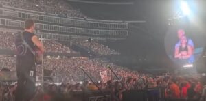 Coldplay kiss cam scandal