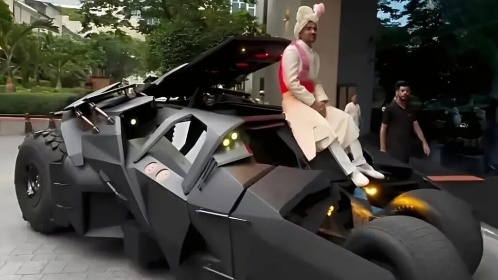 Batmobile Wedding: 5 Fakta Exclusive Pengantin India Naik Batmobile di Pernikahan Thailand