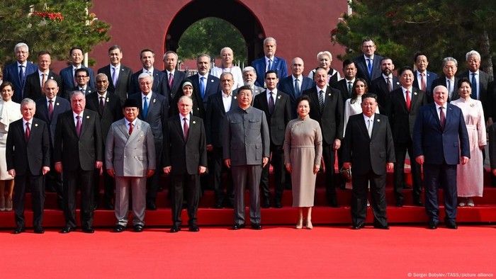 kedatangan pemimpin ke china