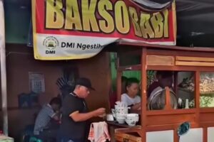 warung bakso babi